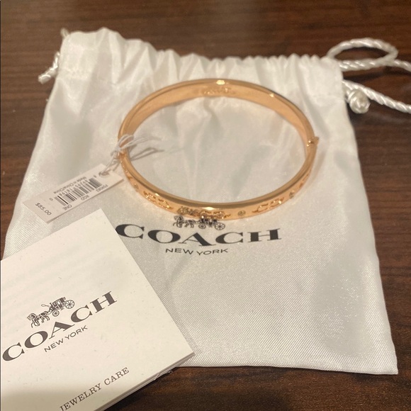 NWT- Coach Rose Gold Bangle Bracelet - Picture 1 of 6